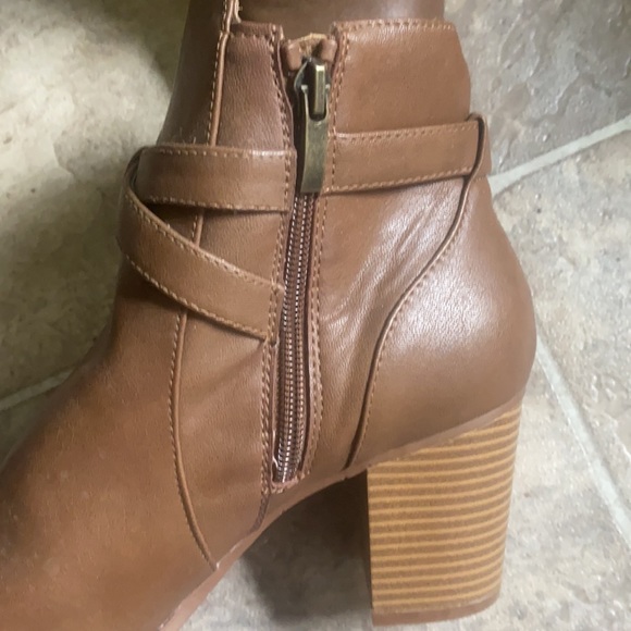 Ankle boots - Picture 4 of 6